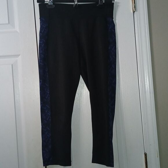 Adidas Climalite black blue workout capri pants Sz S EUC - Picture 1 of 9